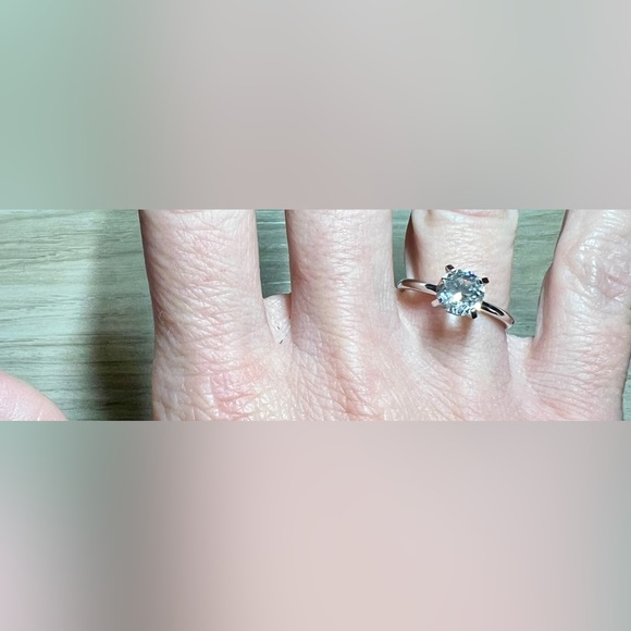 Vintage Designer Hallmarked UNCAS Sterling Silver Faux Diamond Ring, Size 7 - Picture 8 of 11